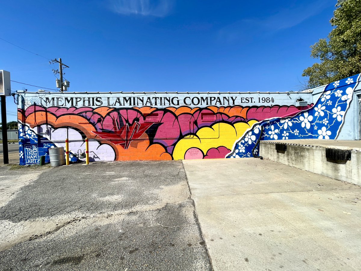 crypto_cranes's tweet photo. We’re back! Ready tweet again after doing some irl painting in Memphis, TN

#cranes #origami #origamicranes #graffiti #mural #streetart #muralist #muralart #graffitiart #painting #streetartist https://t.co/4rKWXeHBnb