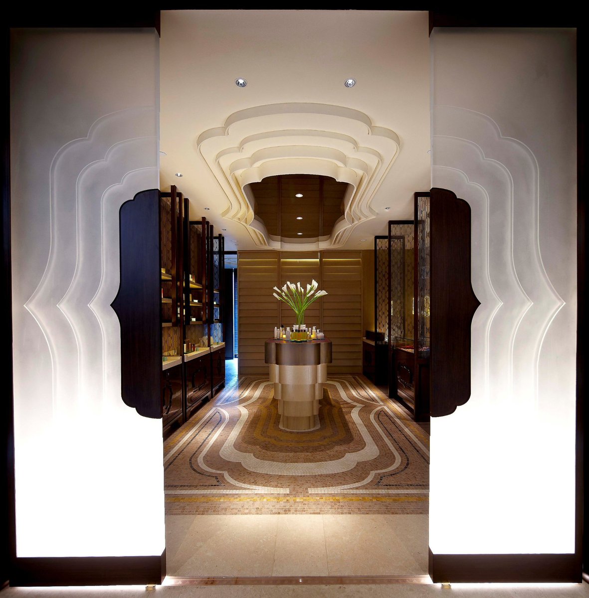 niche7077's tweet photo. Mandarin Oriental, Singapore has been voted one of the hotels in Singapore by
our swimming pool Spa at Mandarin oriental singapore It is also ranked among the top performers in related categories https://t.co/Lh3g3vKZgv