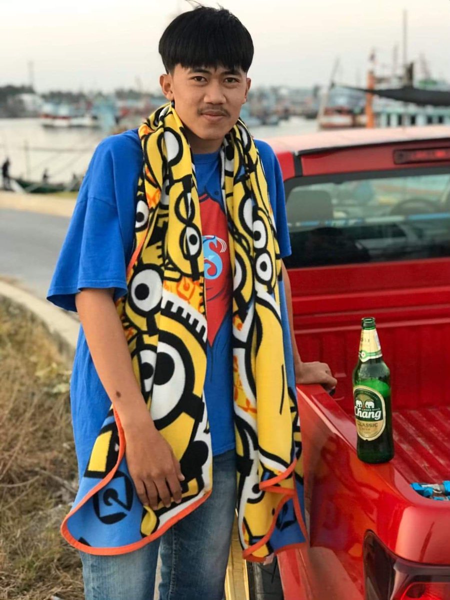 fewnittes's tweet photo. อากาศแบบนี้ไปไหนดี🤣🤣
#บ้านโป่ง. https://t.co/JkTErqQgSs