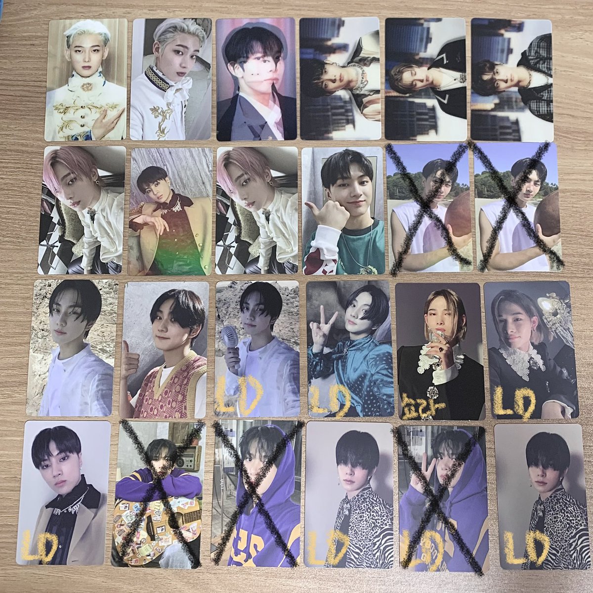 ___0_0_7's tweet photo. 엔하이픈 포카 양도합니다 
디엠주세요~ DM plz

엔하이픈 ENHYPEN 정원 희승 제이 종성 제이크 재윤 성훈 선우 니키 포토카드 포카 poca 햇살정원 목베개 목베개포카 시그 학생증 꽃받침성훈 위버스 특전 카드지갑 렌티큘러 사웨 파스테 엠투유 쇼라 미공포 럭드 양도 교환 판매 https://t.co/aPWKmOaHtX