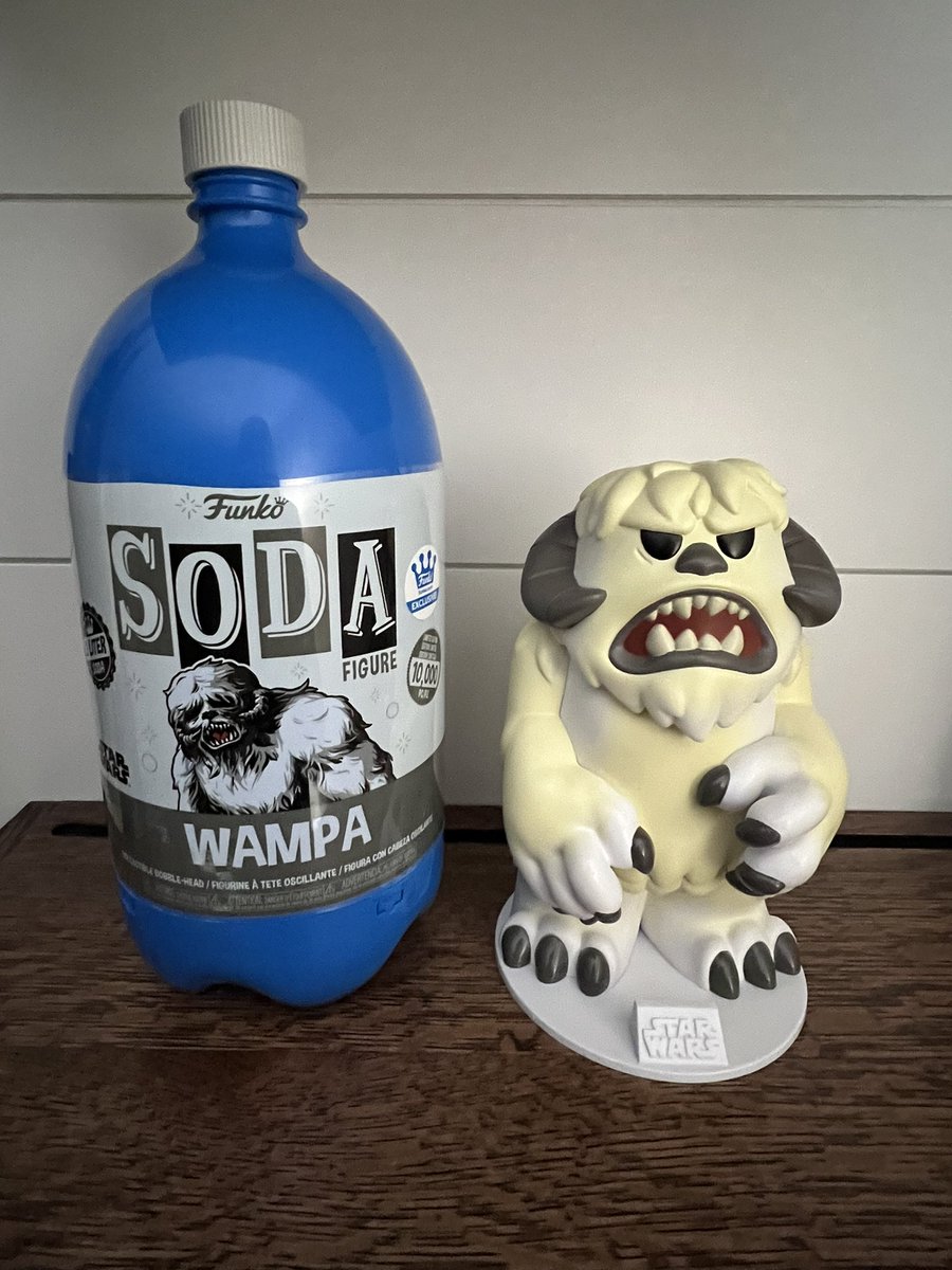Star Wars Giveaway! One winner will receive a Funko Star Wars 3 Liter Soda: Wampa figure (open/common)! To enter to win, simply follow + retweet + like. The winner will be picked Sunday (10/16).  #Funko #FunkoSoda  #StarWars #WildForToys #FunkoPop #Disney #Collectibles