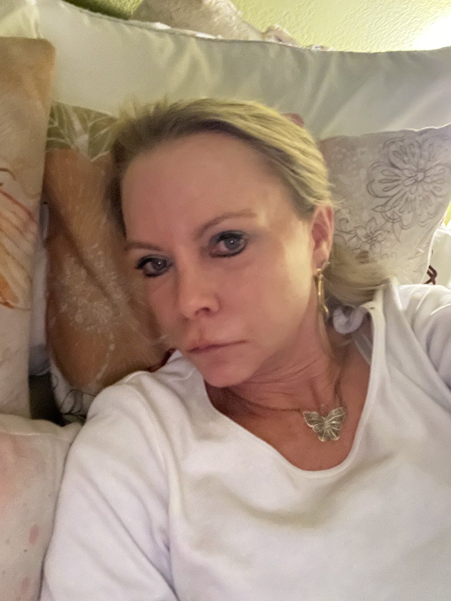 I am sorry not my happy face. My back is killing me sorry for whining! For people that follow me that don’t know I have two herniated disc’s and are acting up today🔥 I don’t need a pity party I need a back rub🤪