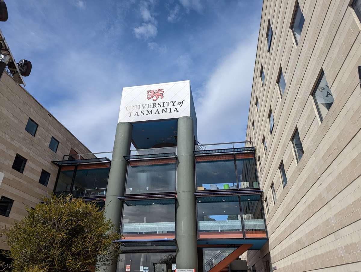 mlinnenluecke's tweet image. At @UTAS_ today, catching up with @DanDaugaard &amp;amp; giving a workshop and seminar on Research Methods with @aksingh1985 @rforresearch #RStats