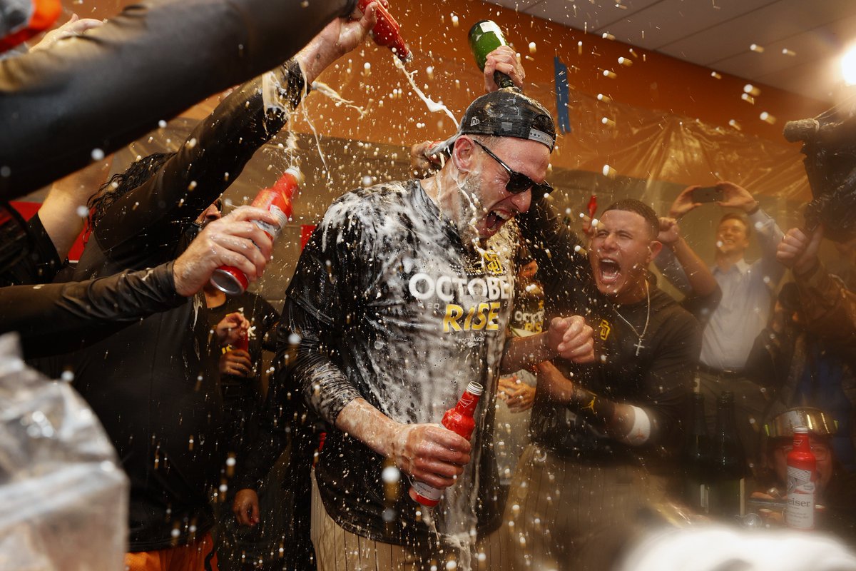 A San Diego celly. #CLINCHED