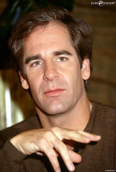 Happy Birthday to Scott Bakula . 