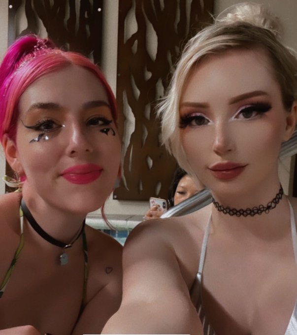 LIVE hot tub stream last day at Twitchcon!! @hauntedyouthttv @KoiKoiNutt https://t.co/lm7dmofDAG<a class="tags" target="_blank" title="On Twitter" href="/?out=eyJ0eXAiOiJKV1QiLCJhbGciOiJIUzUxMiJ9.eyJpYXQiOjE3MjA5MzY1MzUsImlzcyI6InR3cG9ybnN0YXJzLmNvbSIsIm5iZiI6MTcyMDkzNjUzNSwiZXhwIjoxNzUyNDcyNTM1LCJyZWRpcmVjdF91cmwiOiJodHRwczovL3R3aXR0ZXIuY29tL2hhdW50ZWR5b3V0aHR0diJ9.fwrhoRWJa82RnS1eR_mZs_y0mAu_Em-g88xbdbHYhlbt8SF8JSaKgnZgelhP6WoYbAABQYZsFHyHGXP0cF8xyg">@hauntedyouthttv</a>