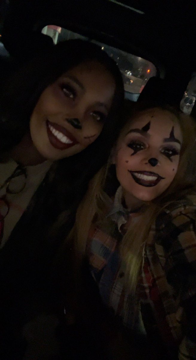AsiaChears's tweet image. Zombie crawl was a blast 🥰
