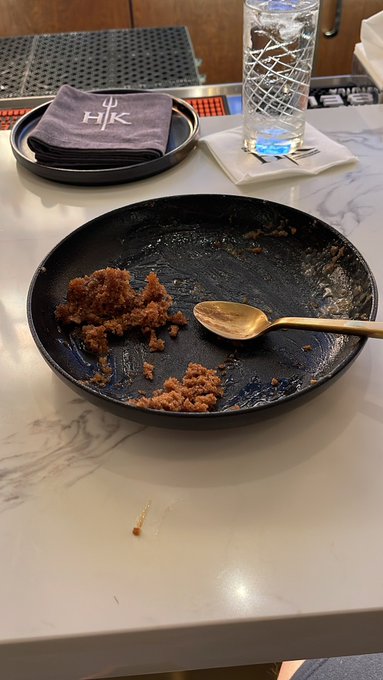 Watch Towelliee's leaked NSFW photo on TwXstars