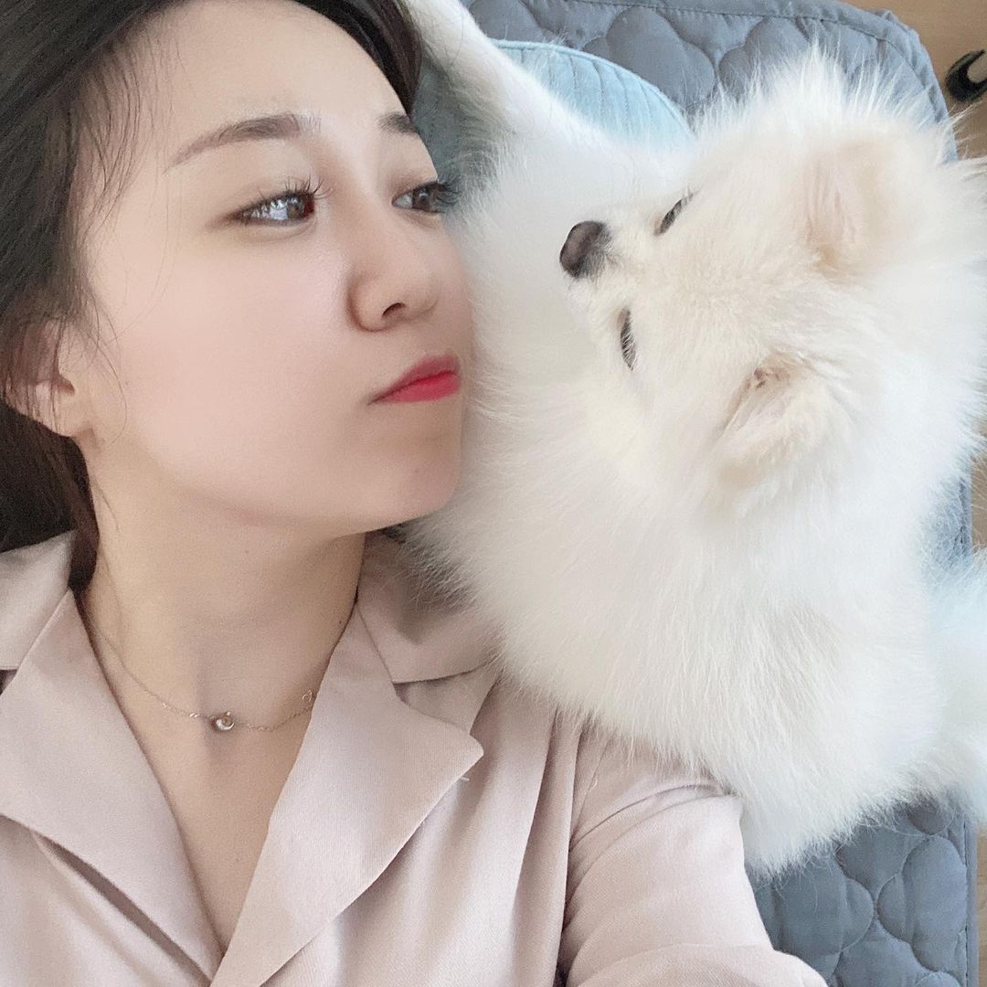 Gwabe100's tweet photo. 그냥 집에서 ~
#아줌마 #심심  #30대  #여행😀 https://t.co/yyDkUOITBx