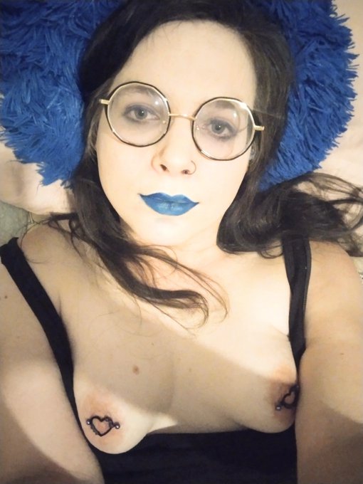 Taking good boy applications. Inquire in my DMs. https://t.co/wXs4nyGbsp<a href="/tag/showerporn"class="tags"><span>#showerporn</span></a>