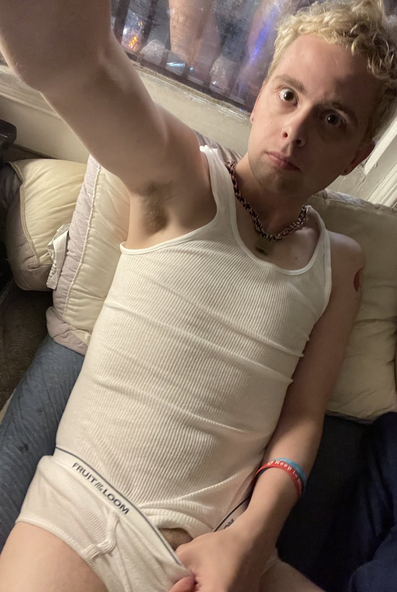 Cody / Pup Vapor tweet media