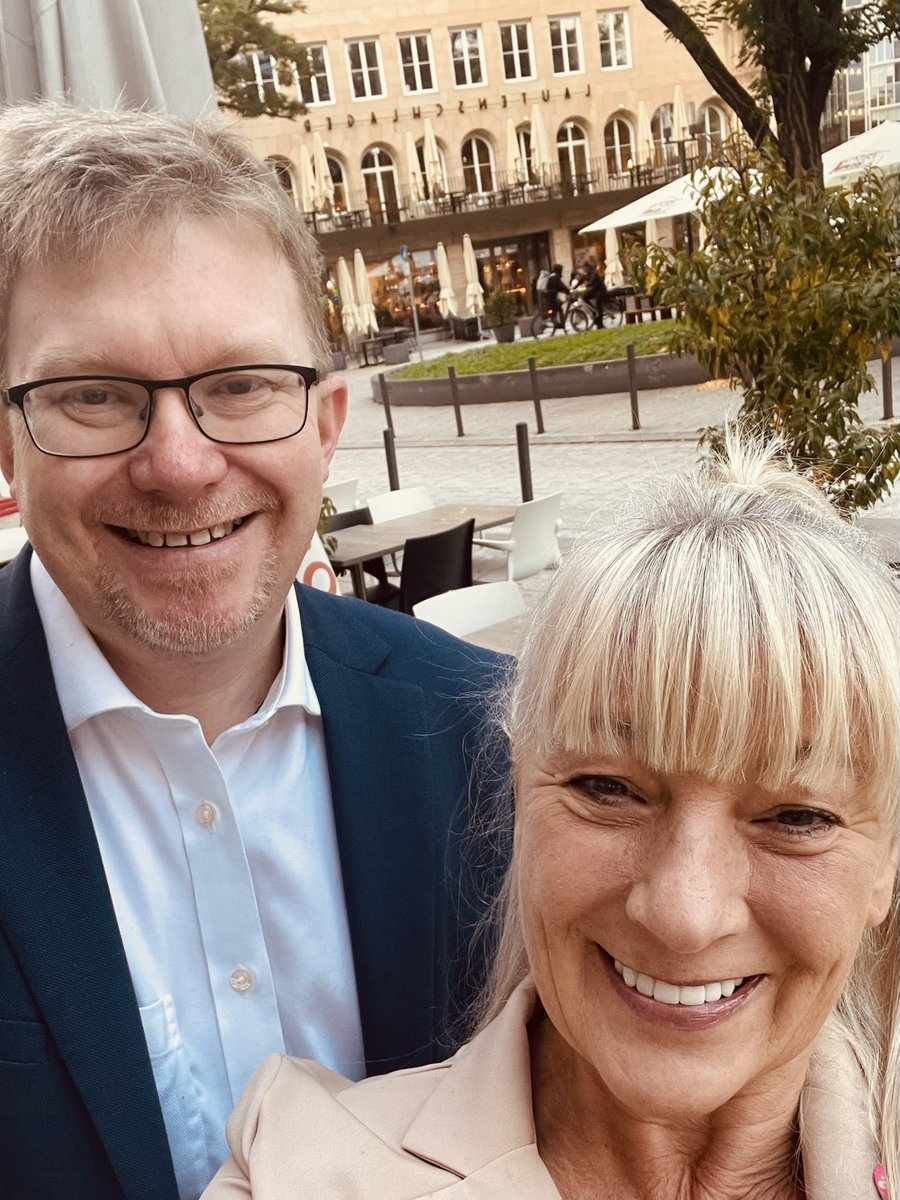 northwestodst's tweet photo. Heading in to meet our German colleagues in Stuttgart to talk about Organ Donation in the UK 💗 #OrganDonation @AJClarksonNHS @dalecgardiner @NHSBT_RM https://t.co/ZWenfgTmCM