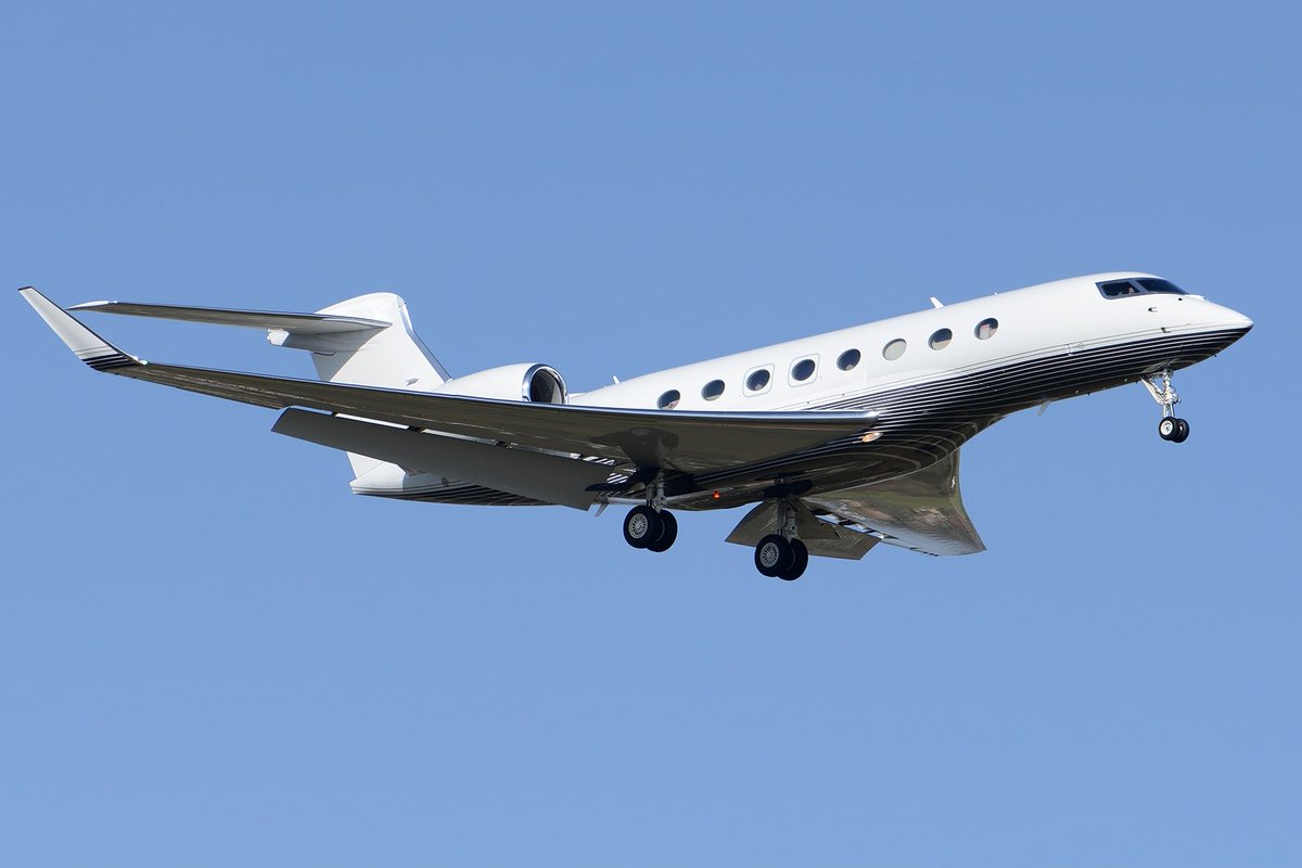 AviationNetwork's tweet photo. Gama Aviation is seeking a type-rated Captain on Gulfstream G650 to be based in United Kingdom (20 days on, 10 days off). Visit https://t.co/mgnfznKABo to apply.
Photo Credit: Romain Salerno
(Symbolic Image)
#AviationNetwork #PilotJobs #GamaAviation #Gulfstream #G650 https://t.co/tyhT7j4R3O