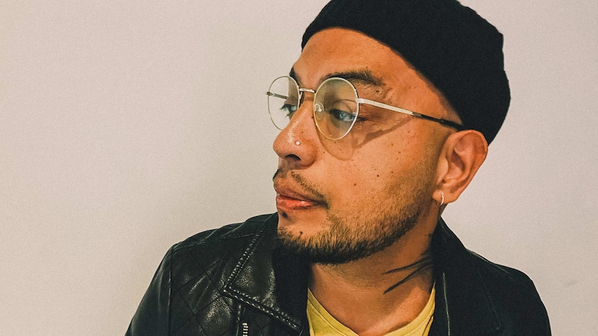 There's room in the middle if you wanna hop in the car and lap the land in 60 mins 🏎️ Hear a First Play from <a href="/ARONAMANE/">Arona Mane</a> x <a href="/shantan_ichiban/">shantan ichiban</a> x <a href="/IJALEofficial/">IJALE</a> plus new <a href="/LolaScottMusic/">Lola Scott</a> <a href="/amyshark/">Amy Shark</a> <a href="/hayden_james/">Hayden James</a> <a href="/IAMGODLANDS/">GODLANDS</a> ft. <a href="/manboletypebeat/">boler mani</a> and more ⚡ Cya at 8pm