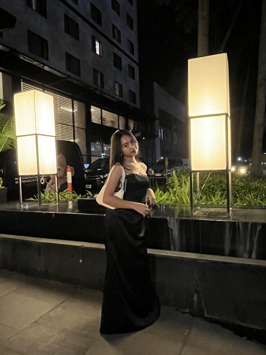 izencheese_'s tweet photo. After party! A little tipsy🥴🥴 https://t.co/fxSWkBPm80