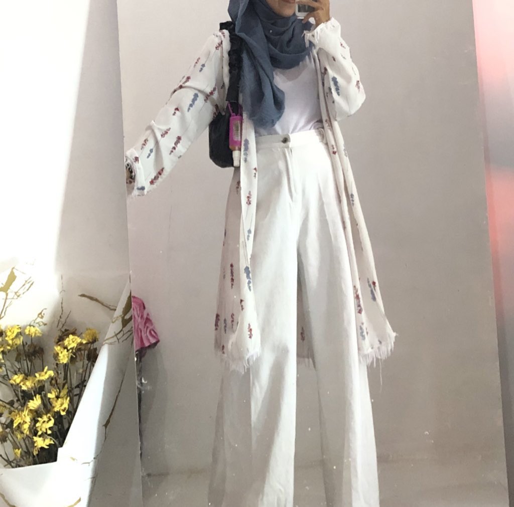 jkhiddengf's tweet photo. -• Celana highwaist 150/40 https://t.co/RwVPoIvuWX