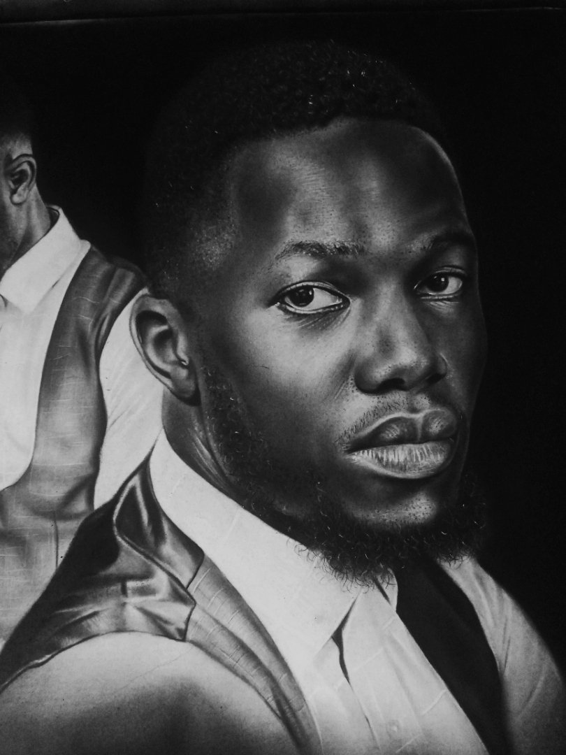 AcramLarz's tweet photo. ✏️✏️Charcoal art ✍️work on paper .(WIP) @AcramLarz art .#drawing #charcoaldrawing #hyperrealismdrawing #artwork #facialexperessions  #foryou https://t.co/jKUSlhCn97