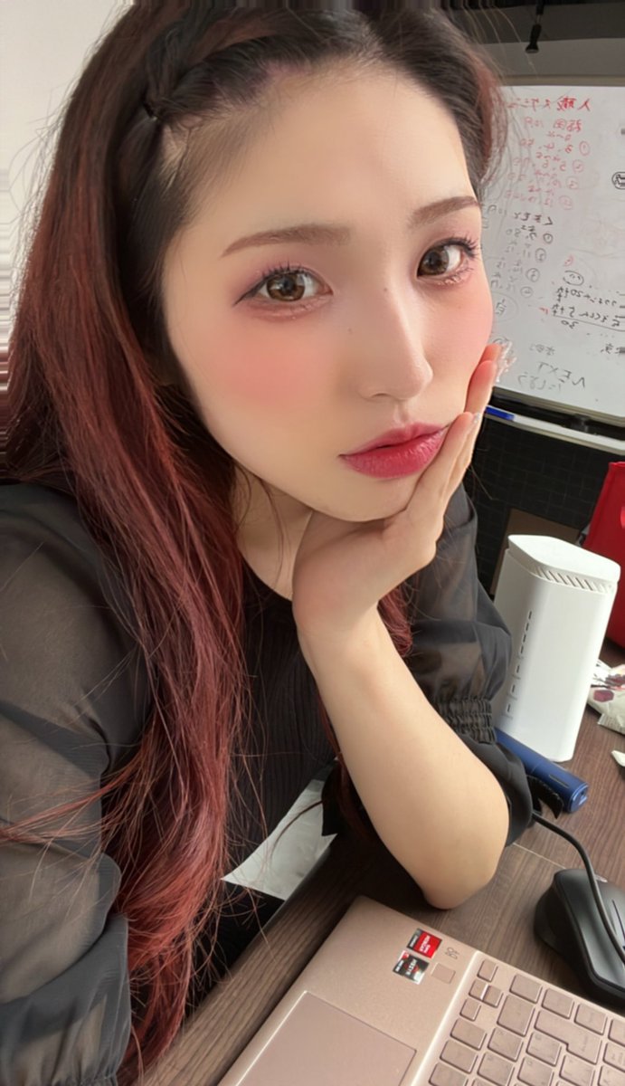 M____2101's tweet photo. 前髪切りすぎてしまった愚か者イズ俺 https://t.co/bLhqhjVMUE