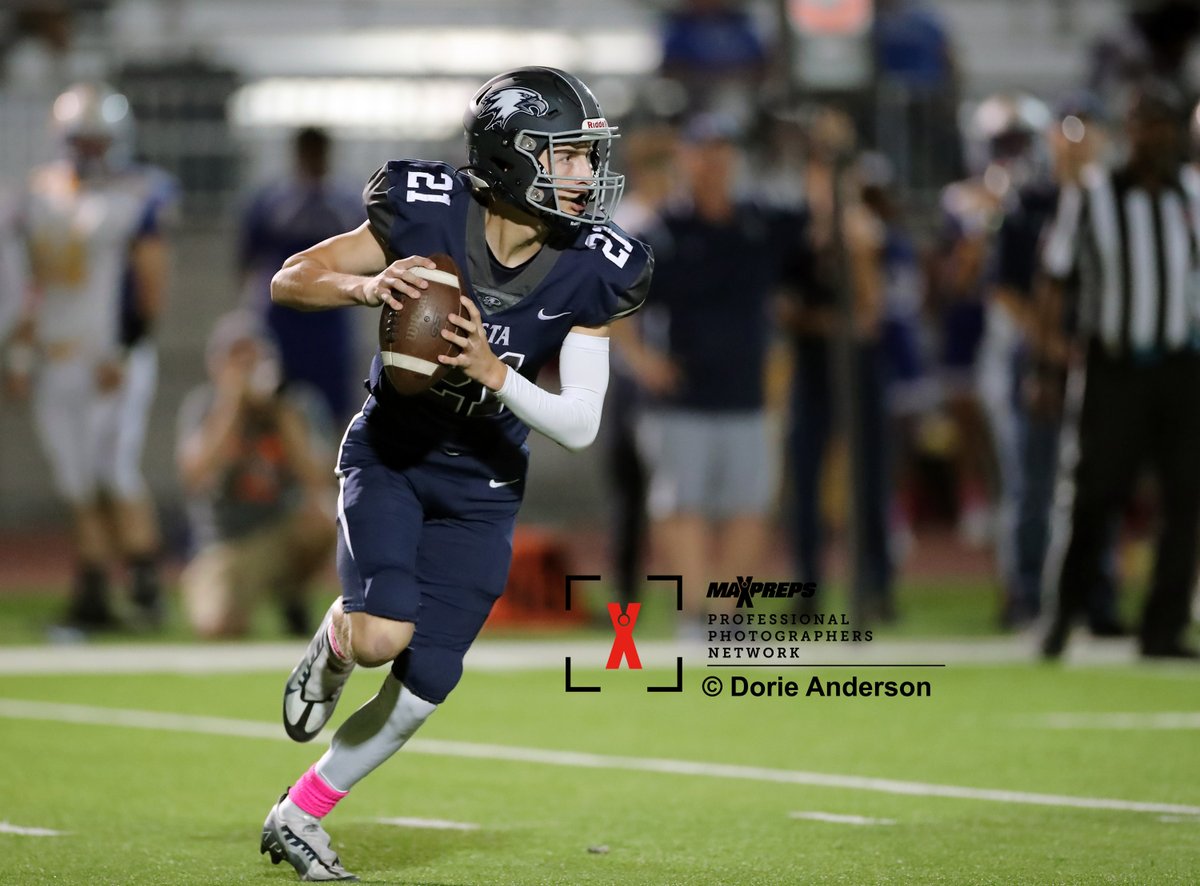 MaxPreps Varsity Football Vista del Lago v Del Campo All images can be viewed here:

maxpreps.com/photography/ga…
<a href="/VistaFB/">Vista del Lago FB</a> <a href="/DC_CoachGill/">NoChillCoachGill</a>