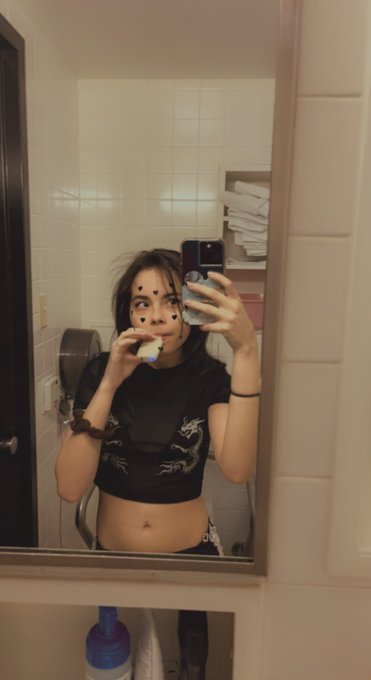 😽😻🫶 https://t.co/eVb2CjPdeg<a href="/tag/onlyfans"class="tags"><span>#onlyfans</span></a>