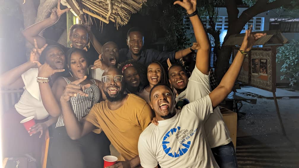 DarShapers's tweet photo. #mentalhealthday2022
We closed the Mental Health and Arts Festival with a bang. Your #mentalhealth your #health. 
Thank you everyone who showed up at @nafasiartspace .Keep following our social media for more is coming from @DarShapers 
#MentalHealthMatters #MentalHealthAwareness https://t.co/WMTcFikZnz
