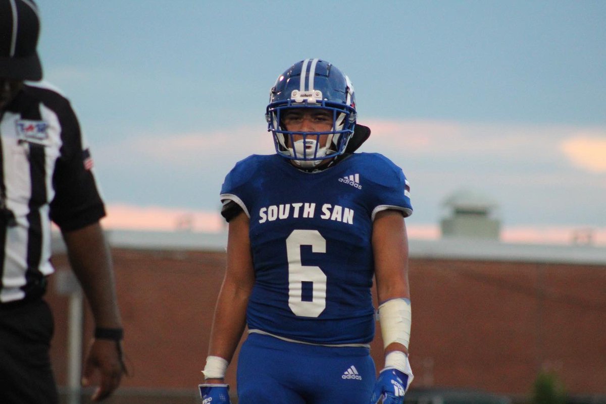 I am extremely blessed to say, I have been selected to participate in the 2023 San Antonio All-Star Game January 7th @ the Alamodome! Thank you 🙏 <a href="/SA_Sports/">San Antonio Sports</a>  #SASAllStarGame <a href="/SouthSanFB/">South San Football</a>