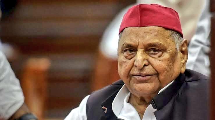 abhinaymaths's tweet photo. समाजवादी पार्टी के संस्थापक, गरीबो के हक़ के  पहरेदार। मन से मुलायम,  उत्तर प्रदेश के पूर्व मुख्यमंत्री नेताजी 🙏 श्री मुलायम सिंह यादव जी समाजवाद को जमीन पर साकार कर चले गए । 
ईश्वर दिवंगत पुण्यात्मा को अपने परम् धाम में शांति प्रदान करें। 
ॐ शांति: https://t.co/ozpw0QkQ1r