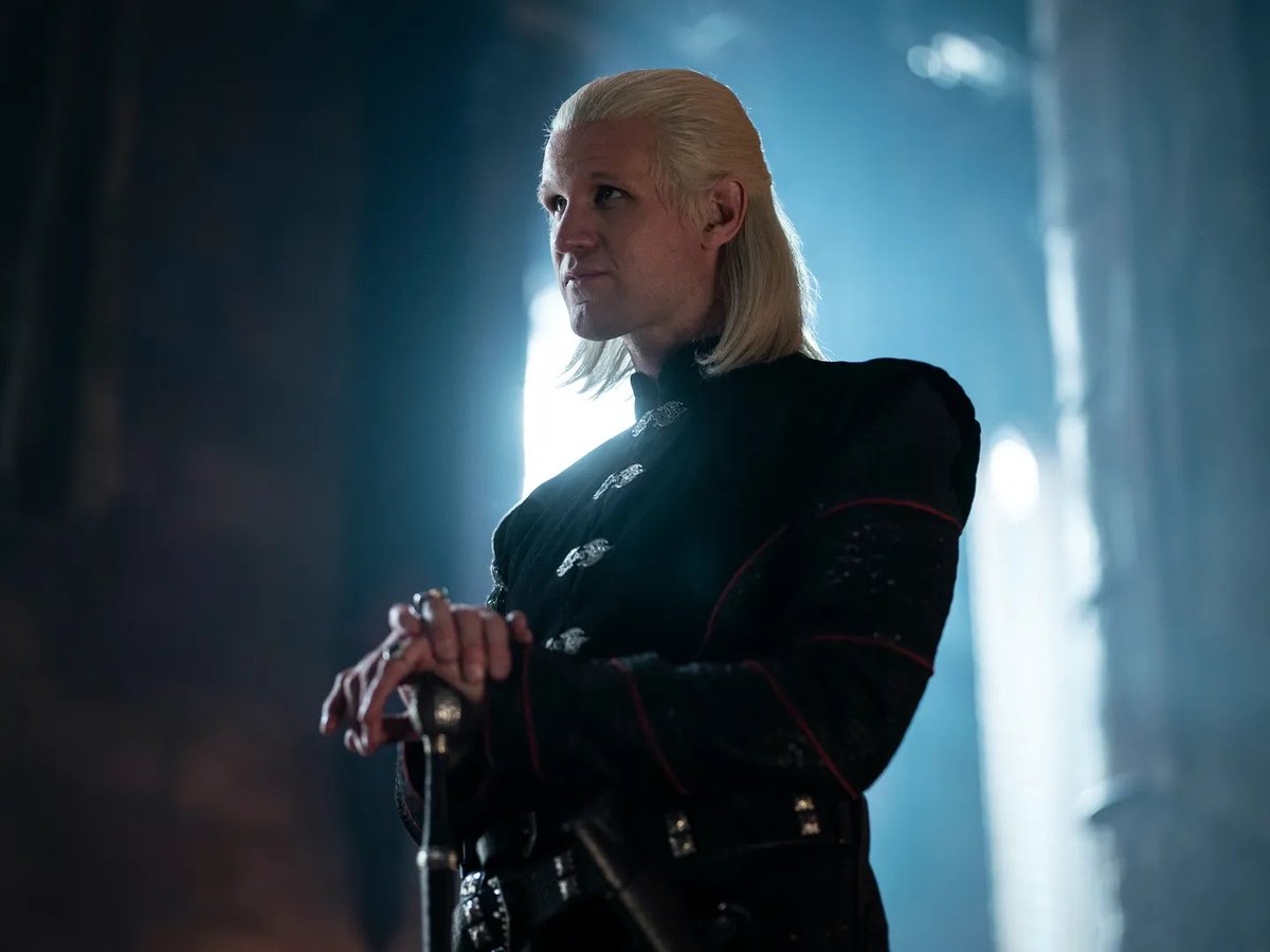 Jonsnow03817965's tweet photo. Moral of the story, if someone calls your wife a whore, cut his head off with a sword  #HouseOfTheDragon https://t.co/RLJZJ6bEMH