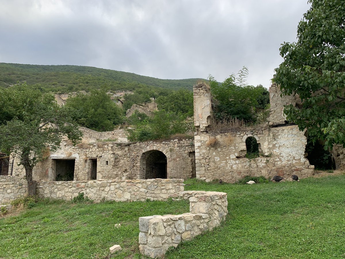 ianaavanesian's tweet photo. Hadrout, the home of thousands Armenians, was occupied two years ago by Azerbaijan. Thousands of people fled from their homes, people who stayed-were brutally tortured &amp; killed by Azerbaijanis.
Hadrout will be liberated again,&amp; Armenian culture will be restored. 
#Togh #Artsakh https://t.co/Sb1Tj4tgma