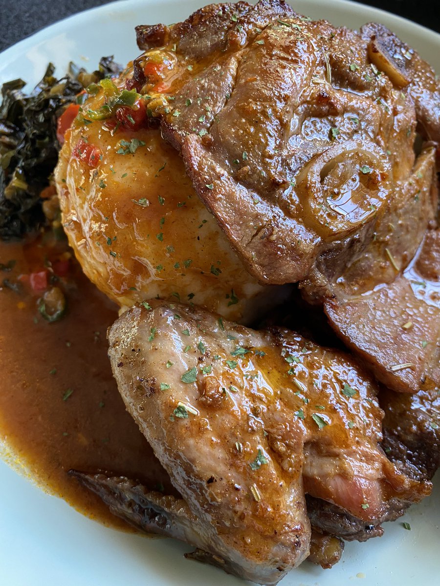 bokettle's tweet photo. Try our Sunday meals in block 8😋
Sundays only! 
Braii mix and Nama ya tlhogo mixed with ox tongue https://t.co/T18mj2Q1ch