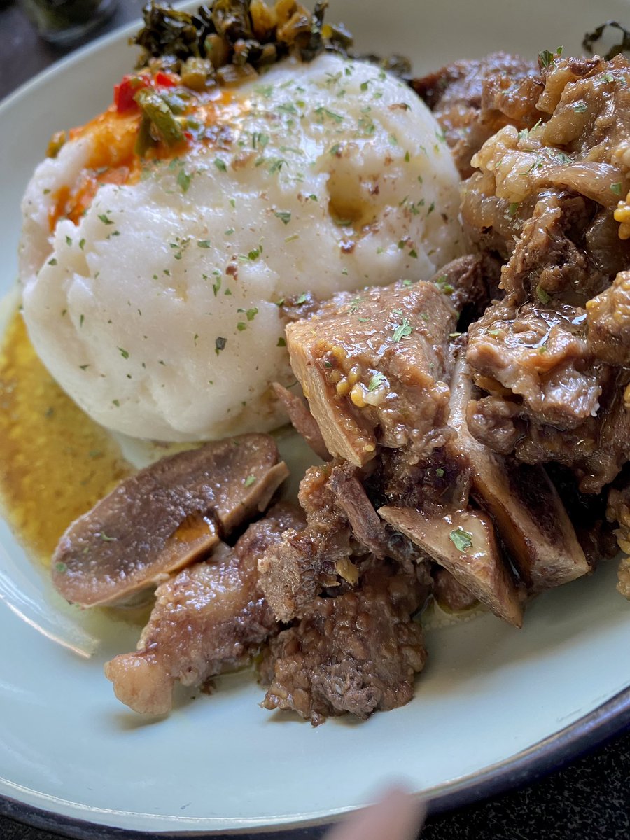bokettle's tweet photo. Try our Sunday meals in block 8😋
Sundays only! 
Braii mix and Nama ya tlhogo mixed with ox tongue https://t.co/T18mj2Q1ch