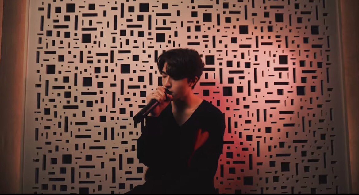 SeeTrueTH's tweet photo. หูเคลือบทอง! “แพทริค” โชว์น้ำเสียงละมุม Cover เพลงโปรด ‘All of Me’ ทำเจ้าปลาดาวสุดเคลิ้ม พาแฮชแท็กติดเทรนด์ทวิต 🤩🎤🎼

ALL OF ME - PATRICK
#แพทริค #INTO1Patrick https://t.co/REu0hjtcfh
