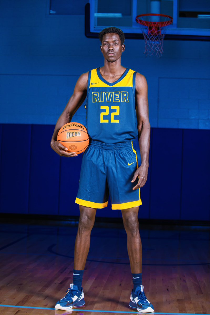 Dengmajak24's tweet image. Year ☝🏾in the book 😤