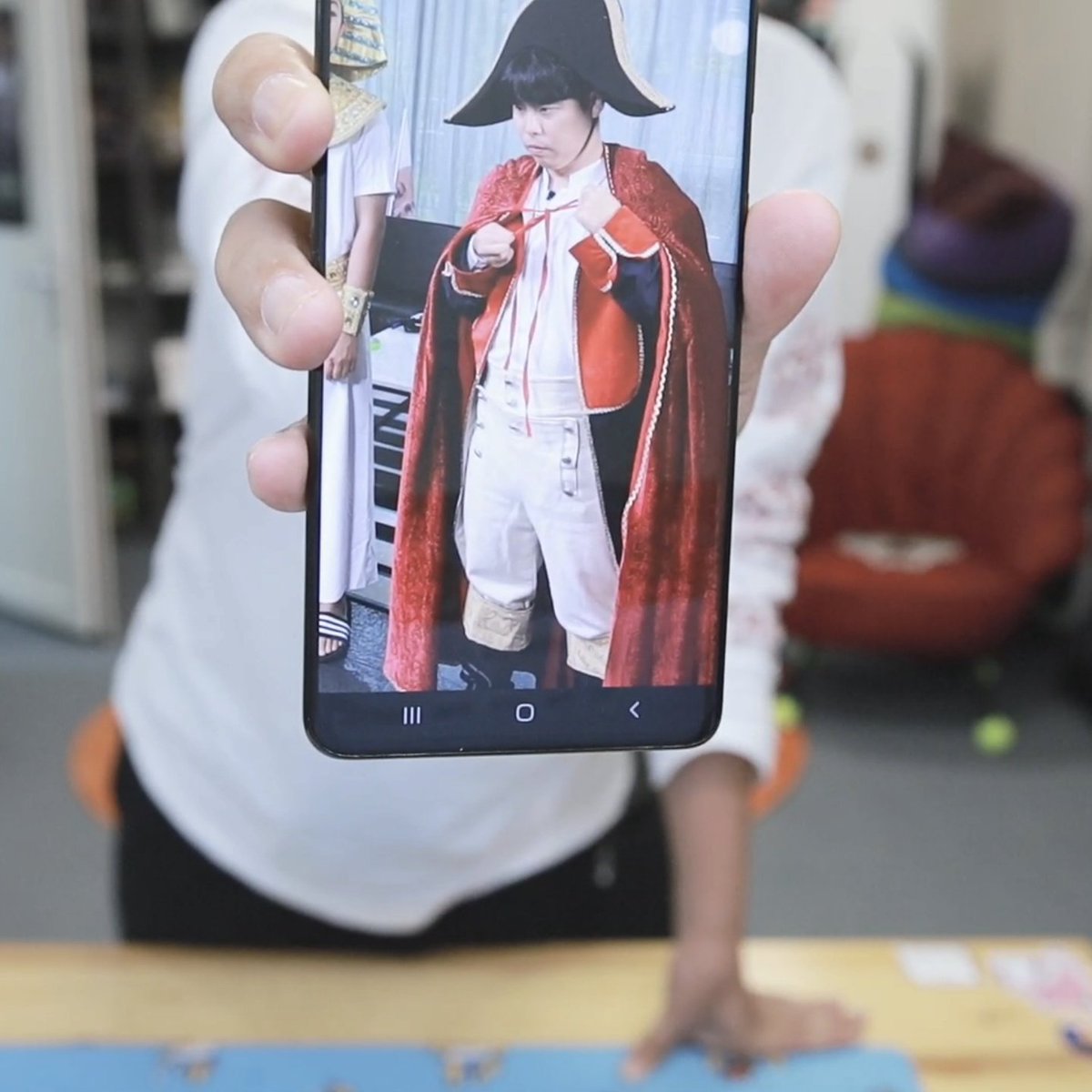 lbgeon's tweet photo. 어제 분장하고 문명 광고한 침펄옥ㅋㅋㅋㅋ https://t.co/JrA3MuFORe