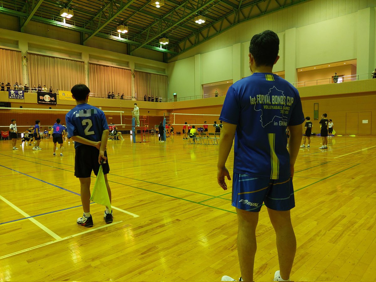 4Kobajun's tweet photo. 第一回『FORVAL BONDS CUP』
本県出身の池田選手が所属する『FORVAL BONDS』の協力により、中学12チームが集まり開催されています❗未来の群馬県を担うバレーボーラーたちが頑張っています🏐
#バレーボール
#フォーバルボンズ
#FORVALBONDS
#群馬県 https://t.co/ERnwfOiOth