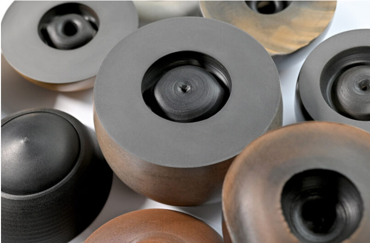 Ceramics exhibition
LAYERS, АLEKSANDAR VAC mpu.rs/en/exhibitions…
photo by Jovana Jarebica