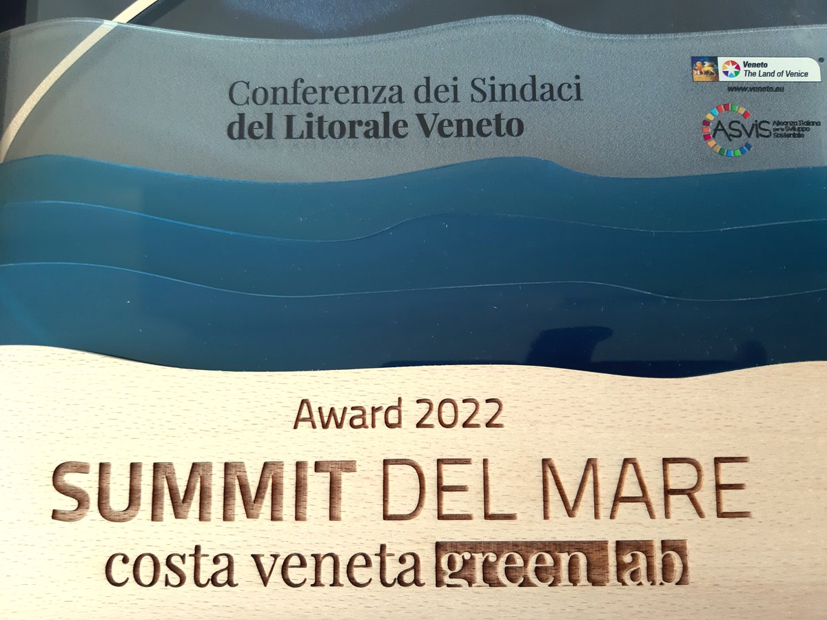 arpaveneto's tweet photo. #Arpav per il mare
al Summit del Mare organizzato dalla Conferenza dei sindaci della costa, riconoscimento ad #Arpav e @RegioneVeneto per il progetto #Marless Interreg Italia Croazia https://t.co/I56wyUTilU