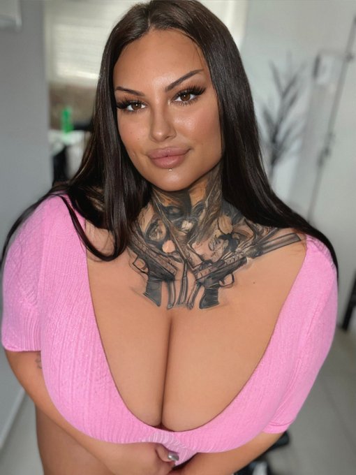 I just wanna let you know that the BIG birthday DISCOUNT lasts only three days ->> https://t.co/uZo3rQh1um<a href="/tag/bbw"class="tags"><span>#bbw</span></a><a href="/tag/cheers"class="tags"><span>#cheers</span></a><a href="/tag/hugeboobs"class="tags"><span>#hugeboobs</span></a><a href="/tag/bimbo"class="tags"><span>#bimbo</span></a><a href="/tag/celebratingwomen"class="tags"><span>#celebratingwomen</span></a>