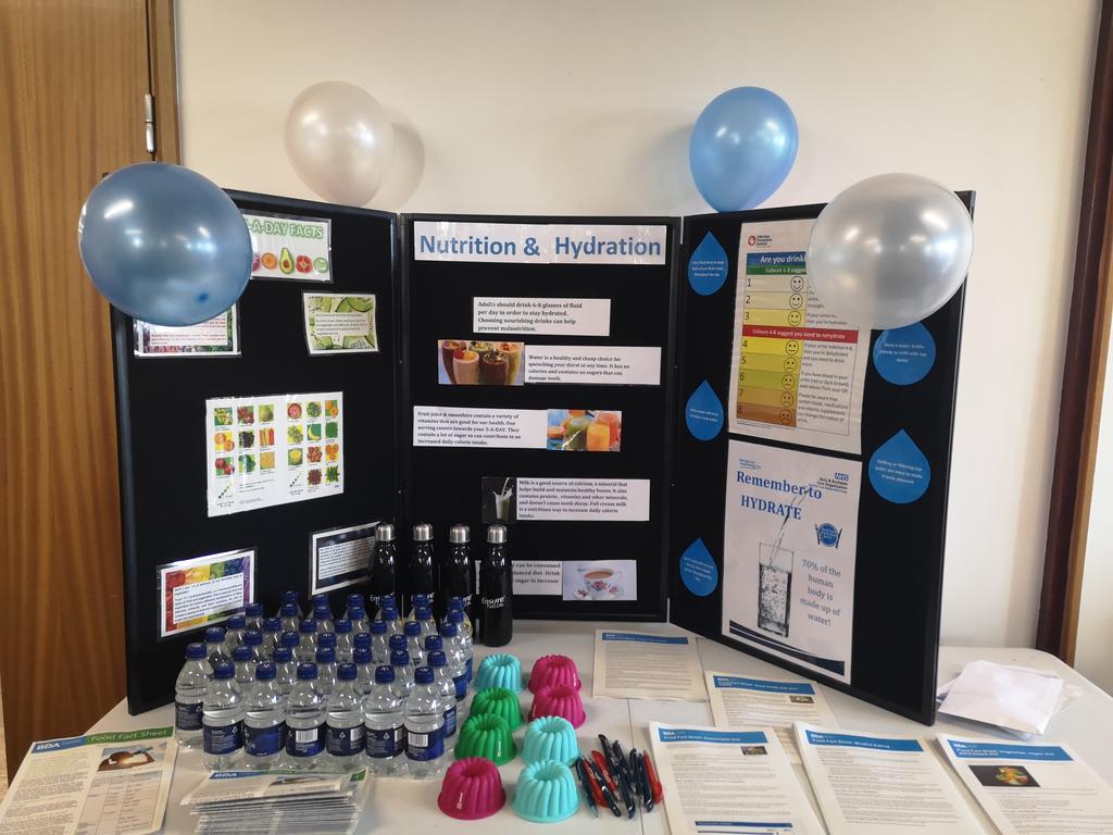 veale_jill's tweet photo. Health and Wellbeing event at the Broadoak today 2-4pm https://t.co/MqHgf4Eqz9