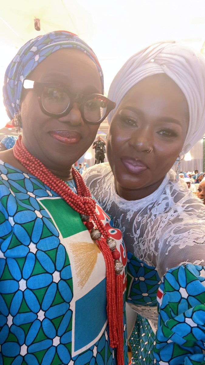 Mz_Tosyn's tweet photo. Aunty Joke Sliver is here 😍😍 #WomenInPolitics https://t.co/iwlS1E94Zm