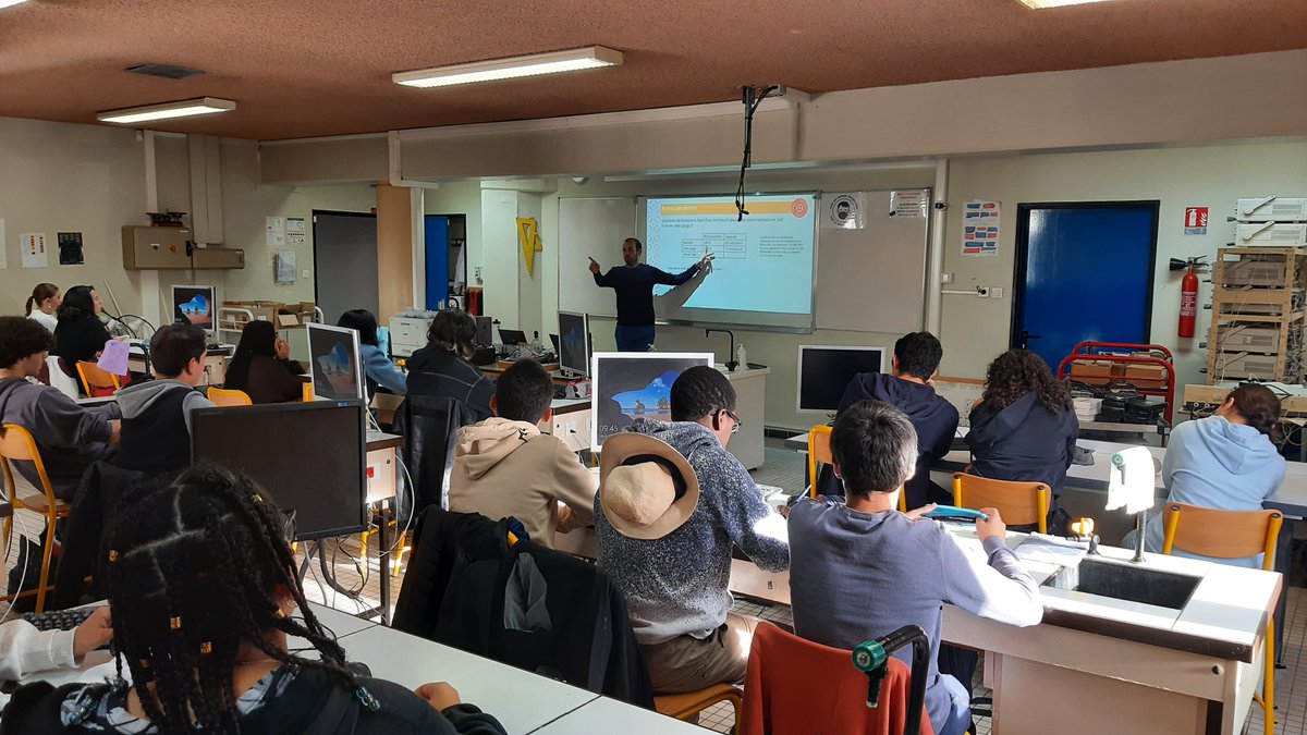 Claire Garraud tweet media