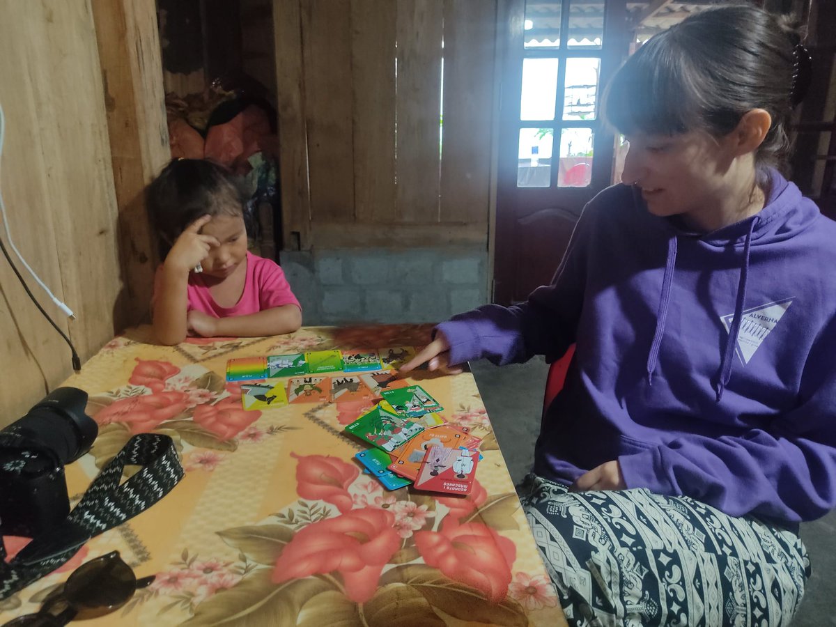 Quina il·lusió! El joc de cartes del Seguici de Santa Tecla viatja fins al Vietnam

Gràcies <a href="/julia_abello24/">Júlia Abelló</a> !!!

Per cert, si encara no el teniu, podeu trobar el joc al Radio Brey de la plaça de la Font i al Lloro de la Negrita