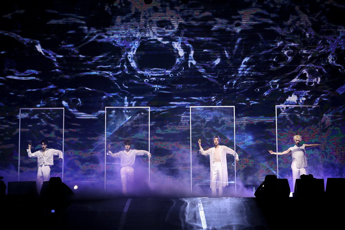 ABSCBNNews's tweet photo. After more than two years, K-pop superstars Seventeen made its highly anticipated return to the Philippines over the weekend with a sold-out two-night concert at the Mall of Asia Arena. #BeTSinManila

📸Courtesy of Pledis Entertainment

Here's a recap: https://t.co/8BBEGFnV4u https://t.co/3jmATbsMdk