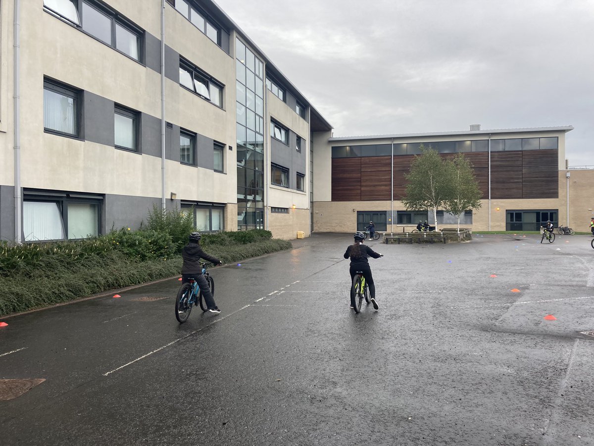 Great fun at <a href="/TynecastleHigh/">Tynecastle High</a> last week teaching some of their pupils how to ride a bike! 

These girls did fantastic and will hopefully soon be joining the school’s fantastic weekly #AndSheCycles club, exploring Edinburgh on two wheels and building their confidence cycling 🚴‍♀️