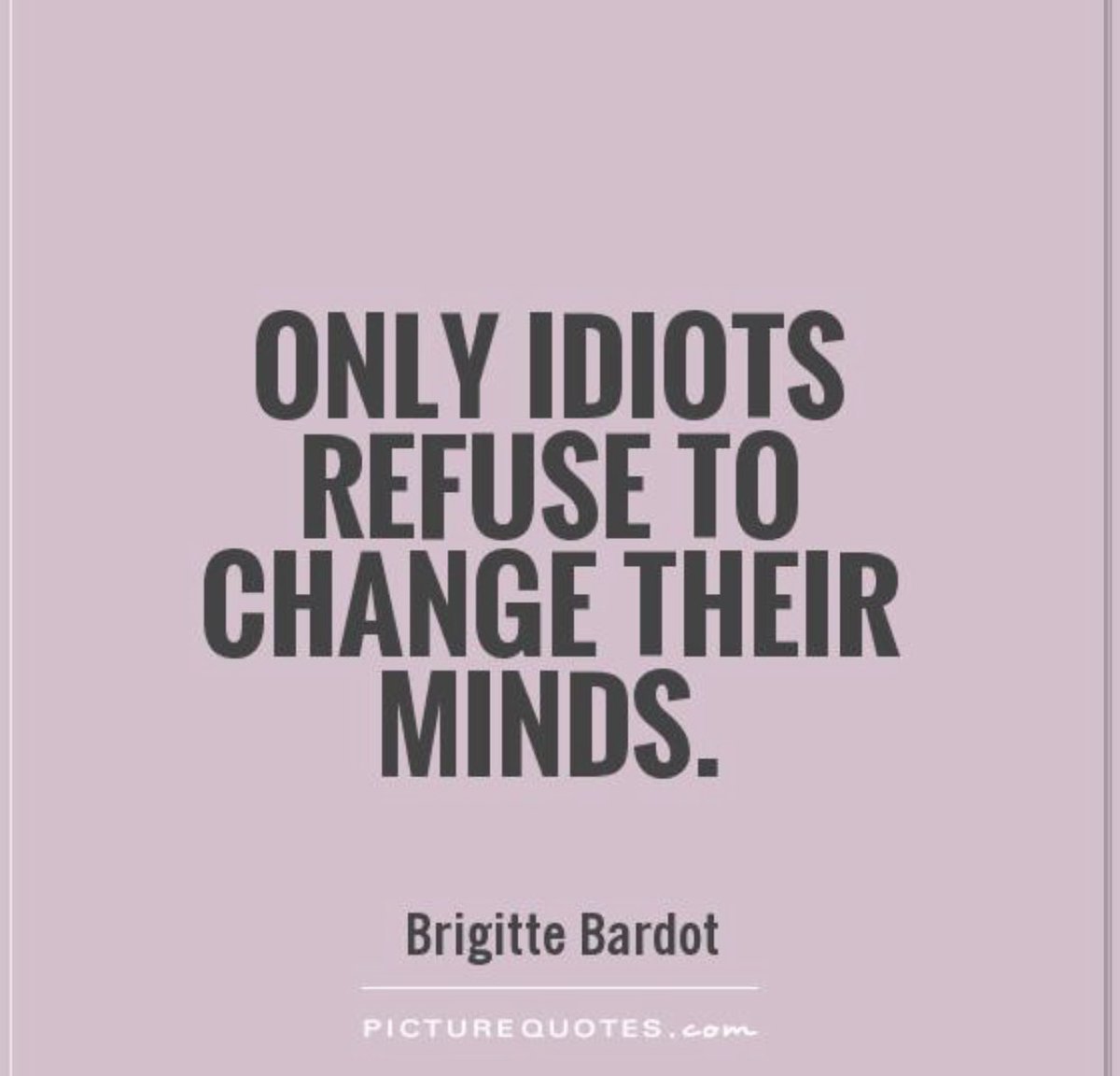 MarilynMarriott's tweet photo. Only idiots refuse to accept criticism & repeat a mistake over & over again.They never listen to understand, they listen to confront,compete & compare! And if someone is both an idiot & narcissistic at the same time: #GlobalHumiliation 🫵 #MahsaAmini #NFT #OpIran #مهساامینی #ژینا https://t.co/REJC2PyDBE