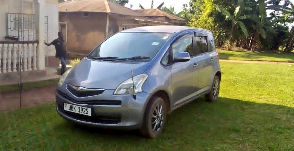 DriveNowUg's tweet photo. #Retweet_Please
Pick that #Ractis that suits your budget.
#UBF at Ugx 18.5m
#UBK at Ugx 21m
#UBG at Ugx 18m.
All have 1.2cc https://t.co/O2aDgKp8kK