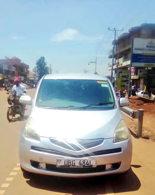 DriveNowUg's tweet photo. #Retweet_Please
Pick that #Ractis that suits your budget.
#UBF at Ugx 18.5m
#UBK at Ugx 21m
#UBG at Ugx 18m.
All have 1.2cc https://t.co/O2aDgKp8kK