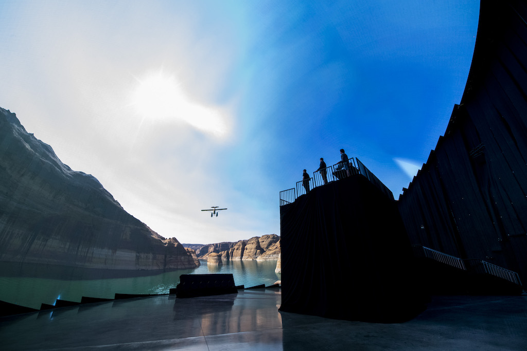 Blooloop's tweet image. A disruptive new entertainment venue: inside the cutting-edge MSG Sphere. 

bit.ly/3ehlAQT