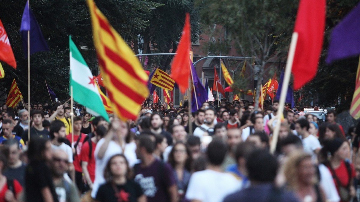 Fresh victims of espionage revealed in Spain, with thirty more pro-independence activists. Mass espionage, "fishing expeditions" and fabrication by police and courts... That is how a state that systematically pursues legitimate and democratic political dissidence works.