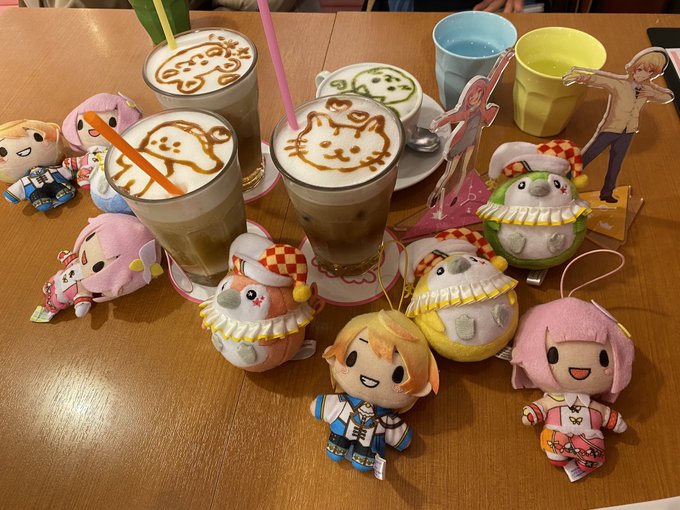 メイドカフェとカラオケでケイコさんのお誕生日前夜祭パーティー 